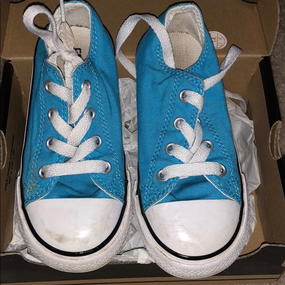 Blue converse